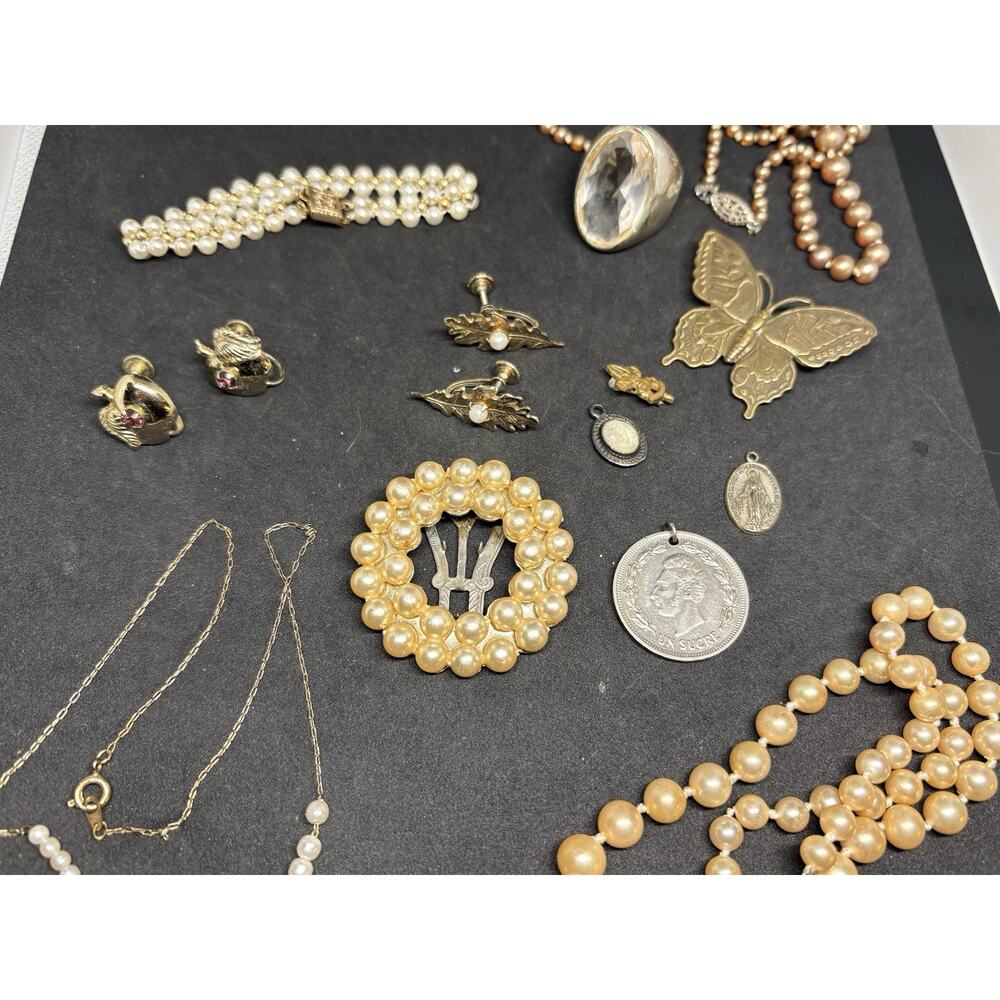 Vintage Victorian Revival Coro Faux Pearl Necklace Ring Charm Clip Jewelry Lot - Picture 5 of 7